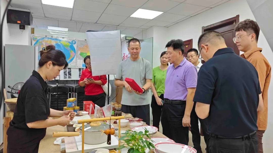 尚干小吃｜台江区人大常委会主要领导莅临尚干餐饮公司调研